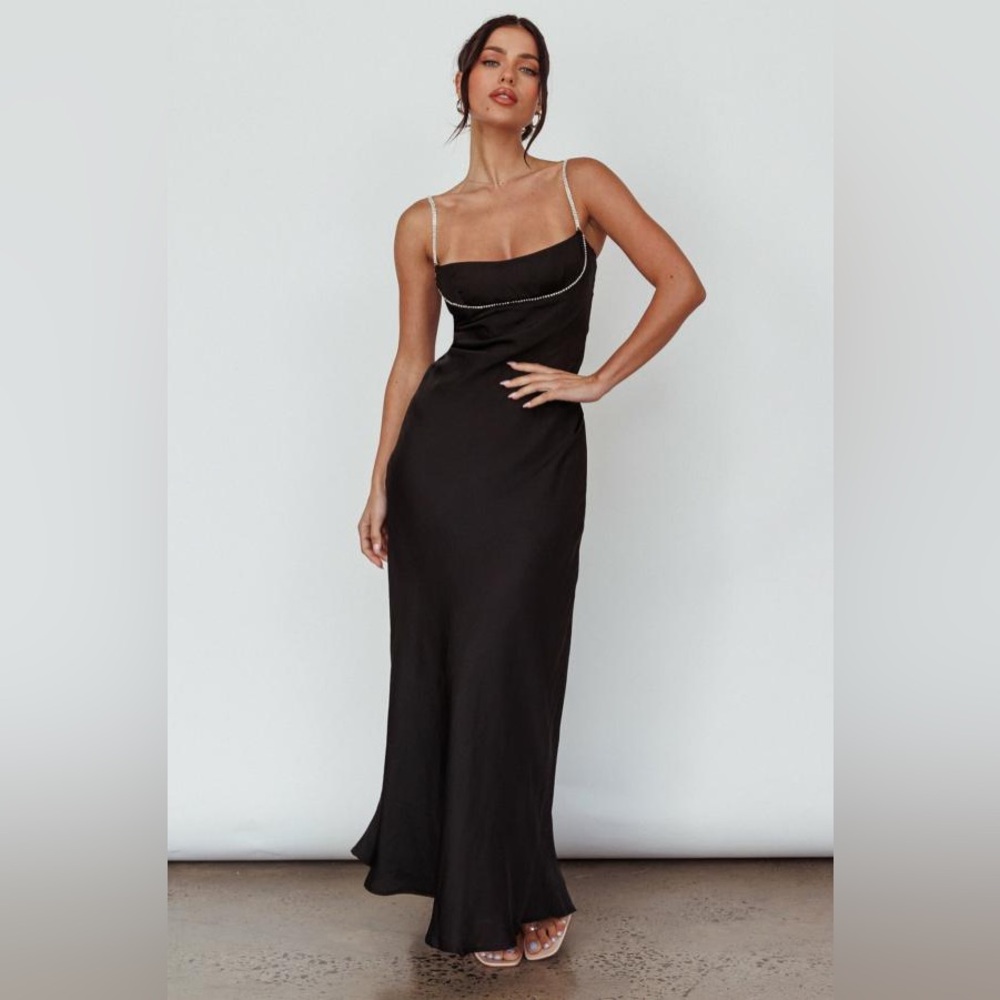 SELFIE LESLIE NEW HERE COMES THE SUN NWT LINKA DIAMONTE DRESS